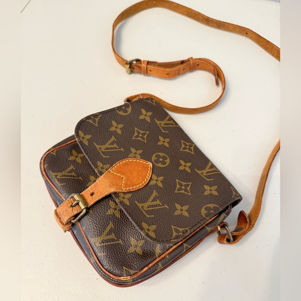 Louis Vuitton mini Cartouchiere